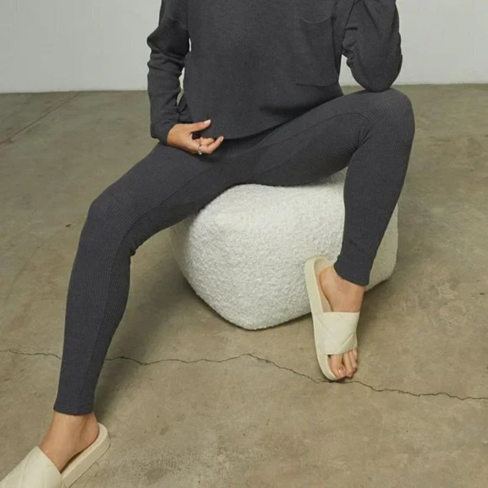 💕LUNYA💕 Restore Thermal Long Sleeve Top + High Rise Legging Pajama Set L NWOT - Picture 9 of 16